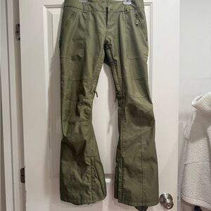 Women’s Snowboard Pants